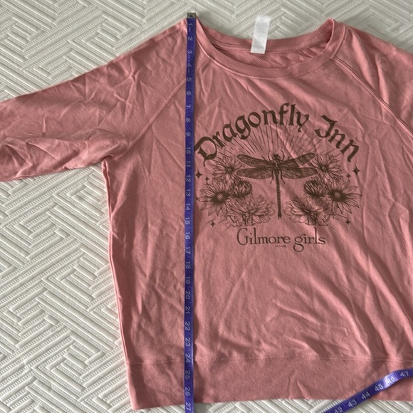 NWOT Gilmore Girls Sweater - Picture 9 of 10